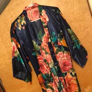Flower robe fits all!